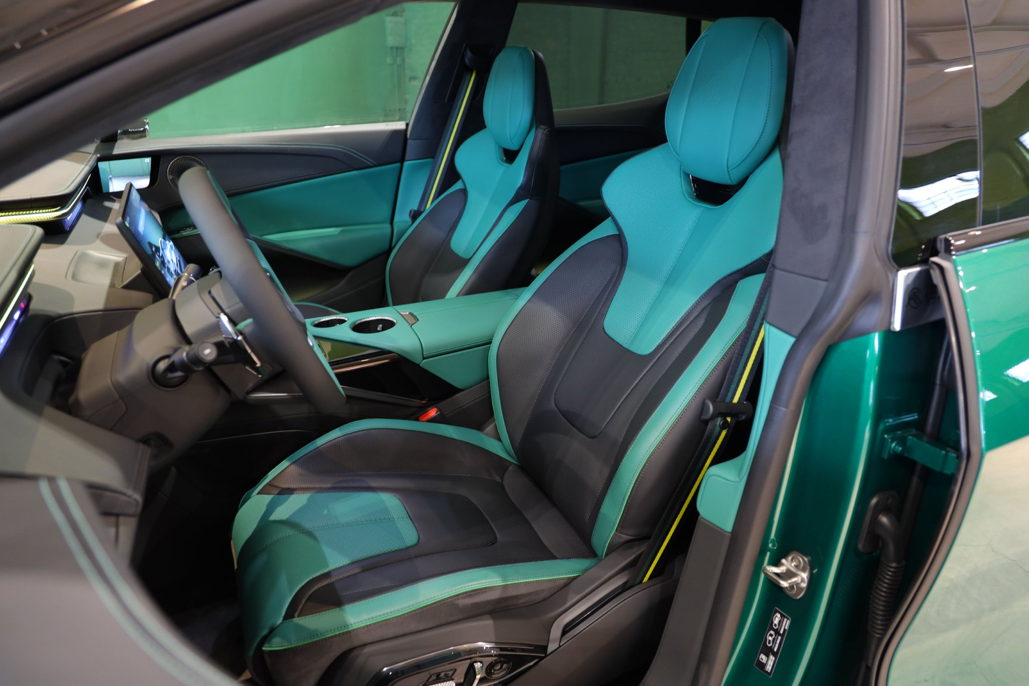 性能武装到牙齿 体验试驾全新莲花For Me