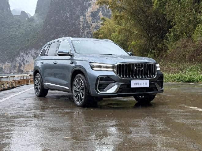 不玩虚的只拼体验 试驾星越L全新东方曜