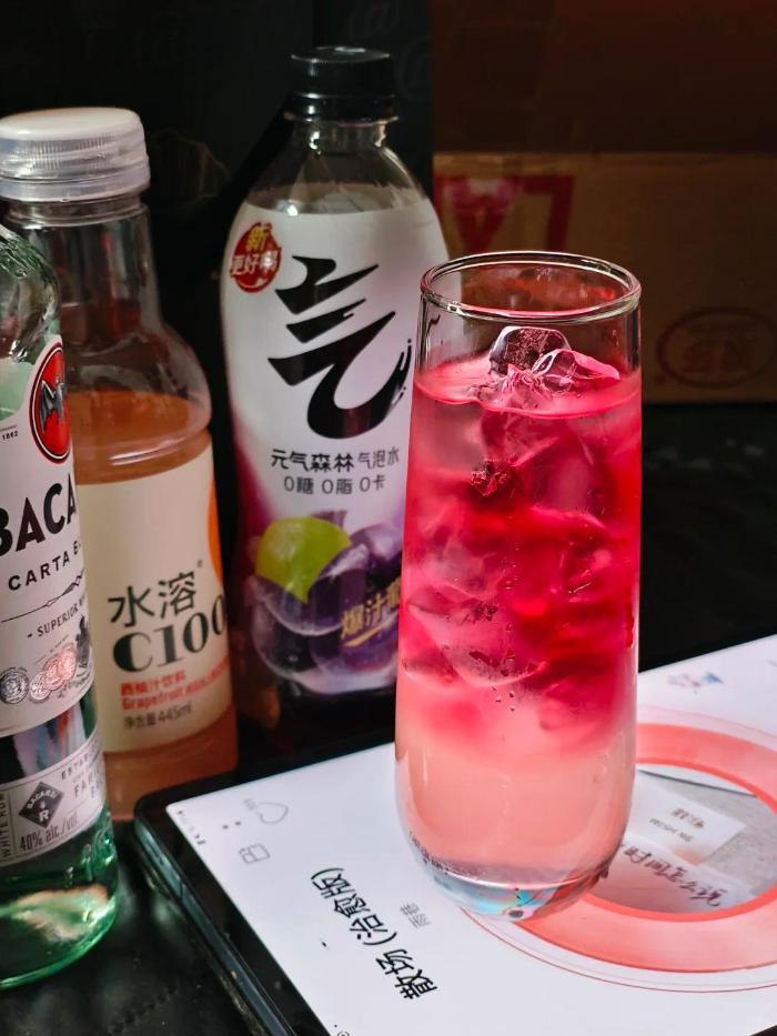 从便利店到家庭吧台：元气森林气泡水何以成为Z世代调酒“第一选择”？