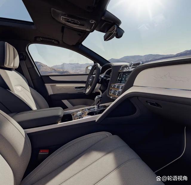 宾利添越云境版官图发布 升华色彩工艺与豪华格调-有驾